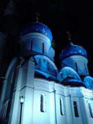 Пасхальная ночь 2007 года, Успенский собор в Троице-Сергиевой Лавре.